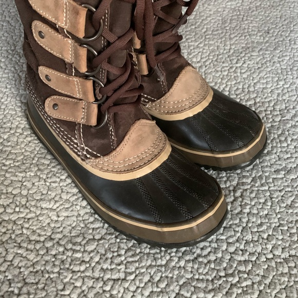 Sorel women’s boots - Picture 3 of 8